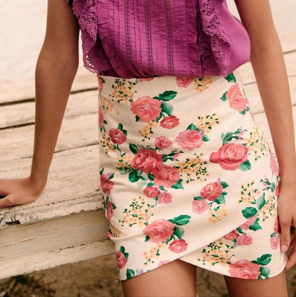 Sezane Jupe Bessie skirt in Floral Fond Beige - Picture 7 of 7